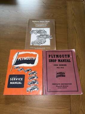 Plymouth 1936-1942 Manual and 1941 Manual P11-P12 with Roberts Motor Catalog